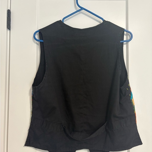 Vintage Women's Handmade Embroidered Village Scene Vest Size Medium - Picture 8 of 10